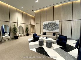 395 Bloor St E