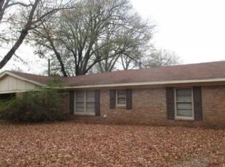 3190 Margaret St, Paris, TX 75460