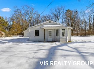 3966 Hess St, Norton Shores, MI 49444