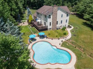 235 Sickletown Rd, Orangeburg, NY 10962