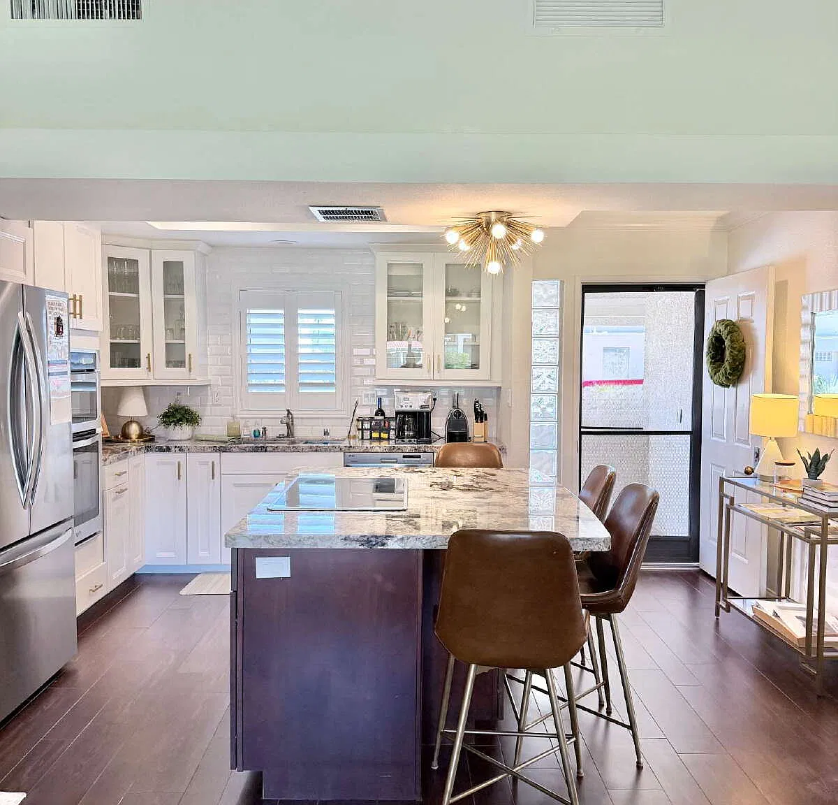 2 bed, 2.0 bath, 938 sqft, $3,000 — Photo 3