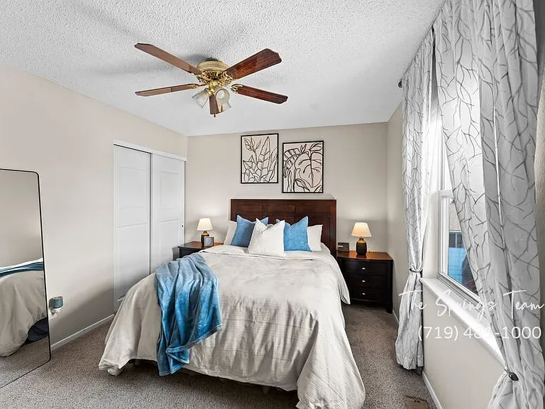 1730 Hathaway Dr — Photo 32