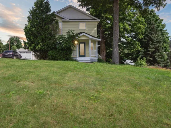 538 W Upton Ave, Reed City, MI 49677