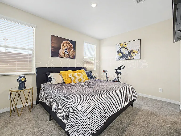 5816 N 90th Dr — Photo 14