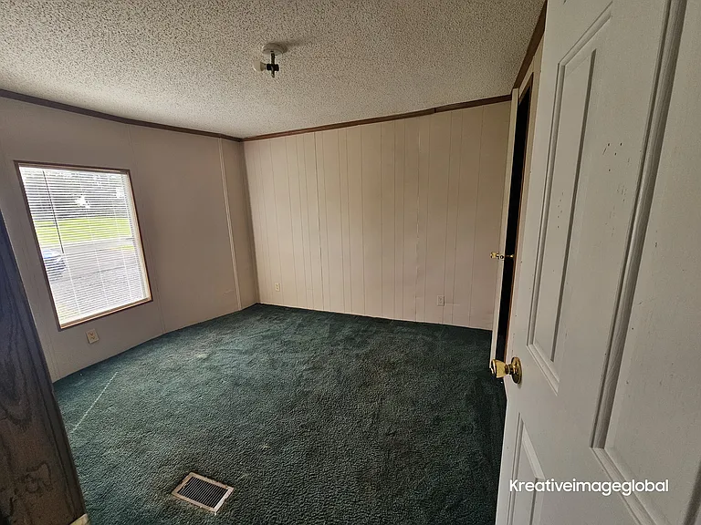 440 Fairgrounds Rd — Photo 11