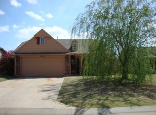 20348 E 43rd St S, Broken Arrow, OK 74014