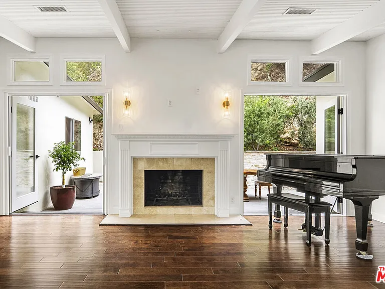 9541 Cedarbrook Dr — Photo 4