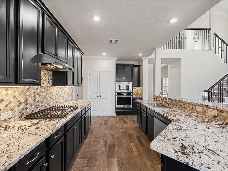 19430 Canter Field Ct — Photo 9