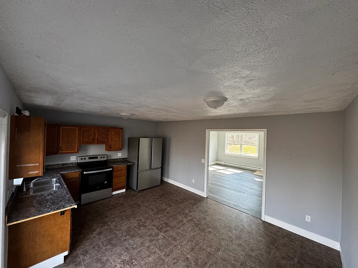 Building Photo - 371 N Applegate Rd #4