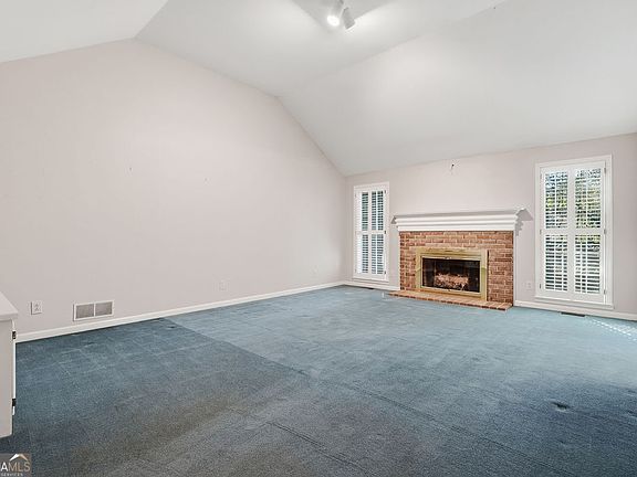 2nd image of 8 John St