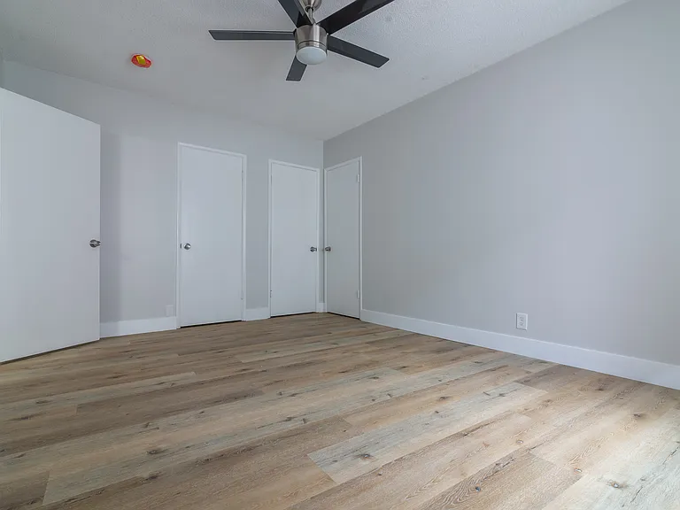 3940 Nicolet Ave #6 — Photo 12