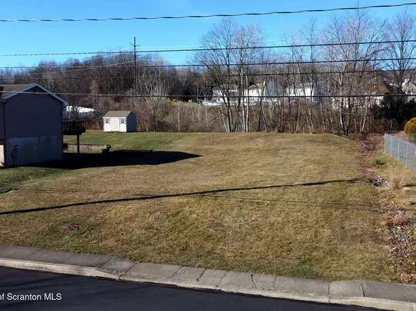 1515 Euclid Ave, Scranton, PA 18504