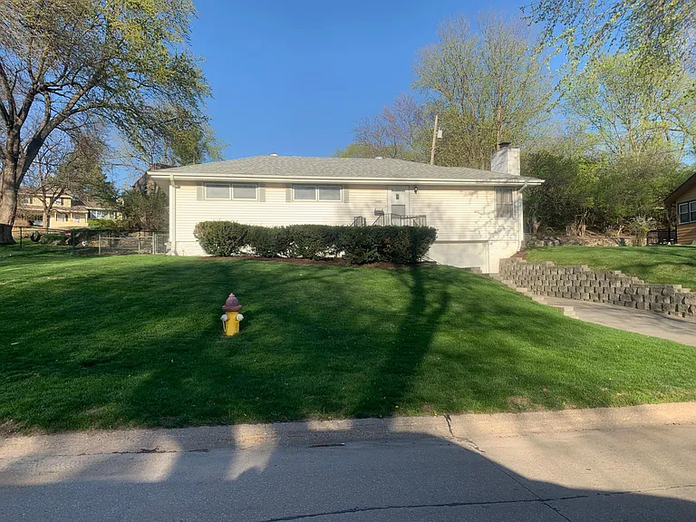 1605 Madison St — Photo 1