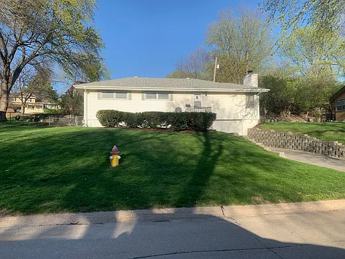 1605 Madison St Photo 1