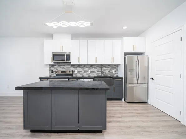 211 Baldwin Avenue 207 image 3 of 27