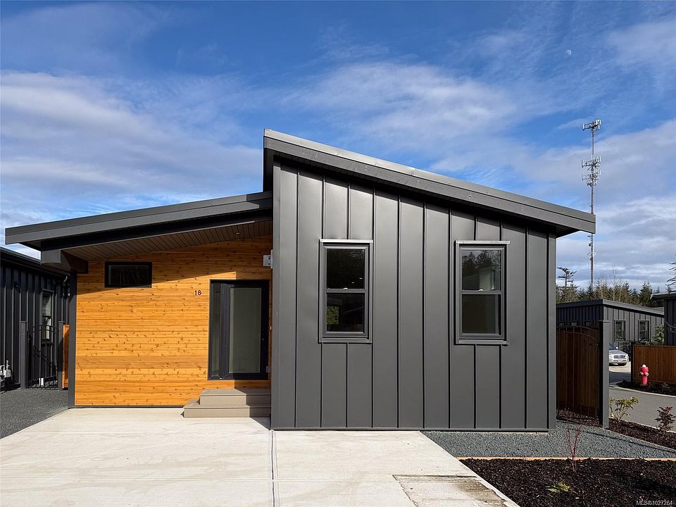 1st image of 3025 Royston Rd #18