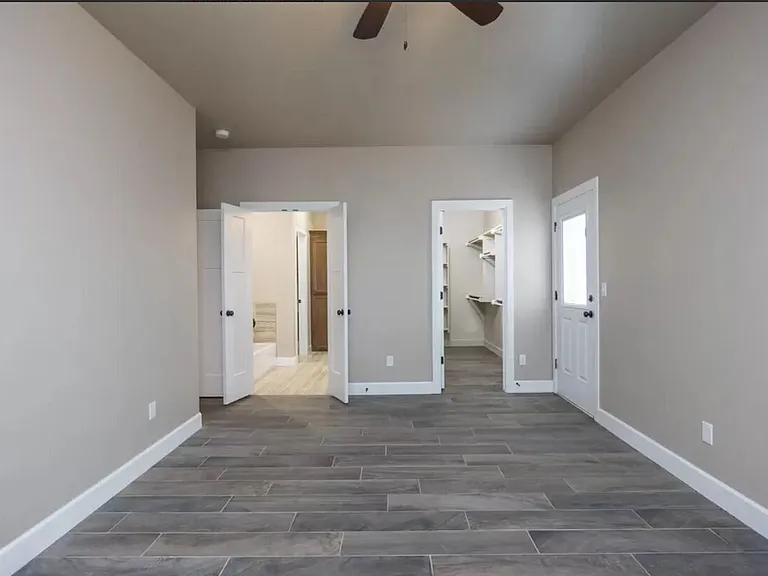 Del Norte Duplexes — Photo 14