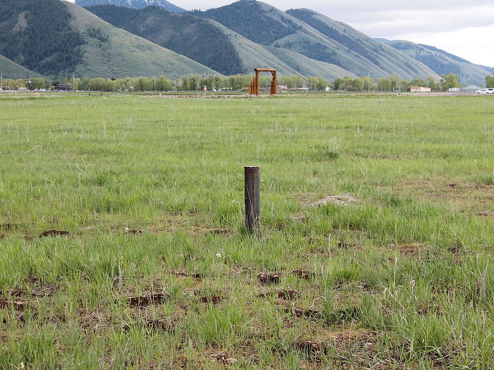 2nd image of Lot 7 Wildflower Estates
