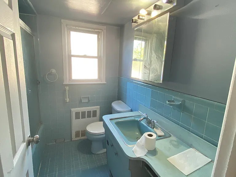 102 Titus Ave — Photo 10