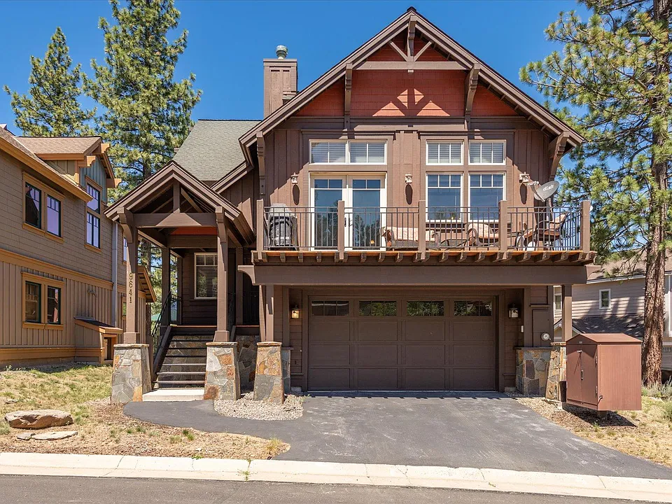 9641 Autumn Way