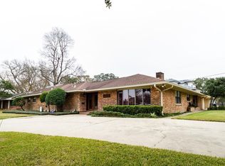 3831 S Braeswood Blvd, Houston, TX 77025