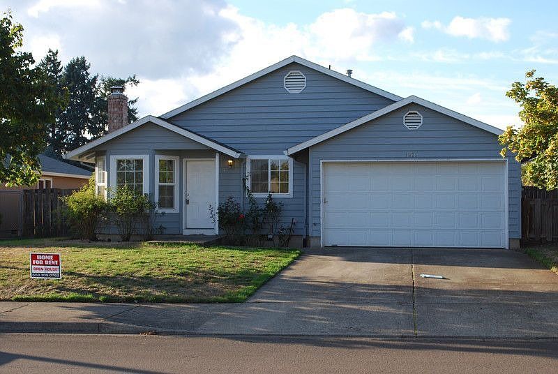 1st image of 1921 SE Jean Ln