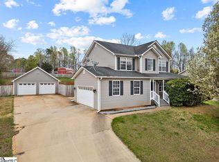101 Whipple Ln, Taylors, SC 29687