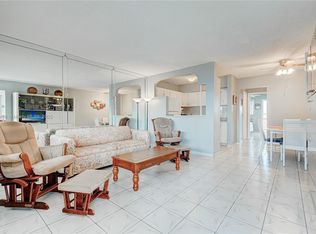 800 SW 10th Ter APT 20T, Hallandale, FL 33009