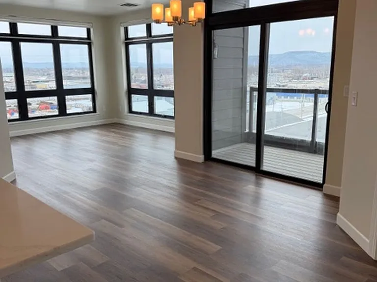 Brand New - War Eagle Apartments in the River Point District — Photo 76