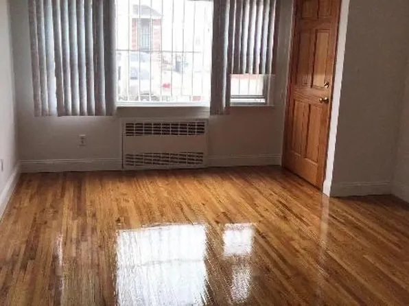 4526 161st St Floor 1, Flushing, NY 11358