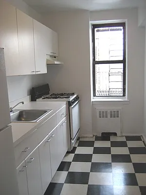 Rented by Goldfarb Properties | media 18