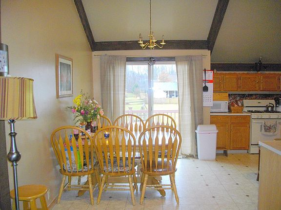 Eat in Kitchen