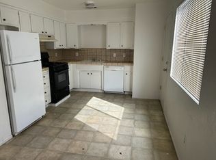 2044 S Cain St, Visalia, CA 93292