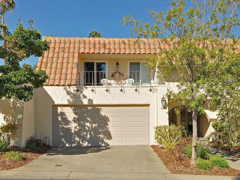 1st image of 219 Casitas Bulevar