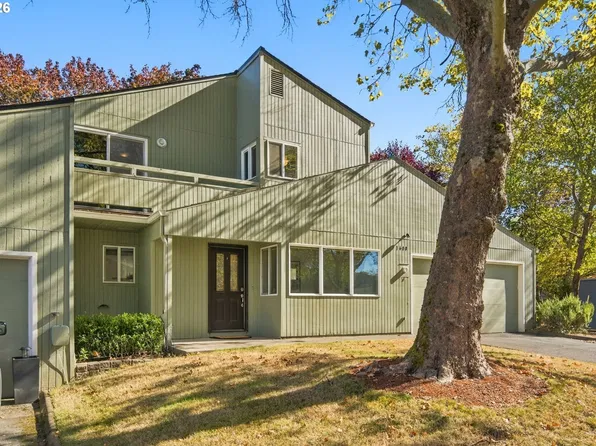 1608 NW Rolling Hill Dr, Beaverton, OR 97006