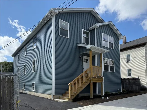 34 Harold St, Providence, RI 02908