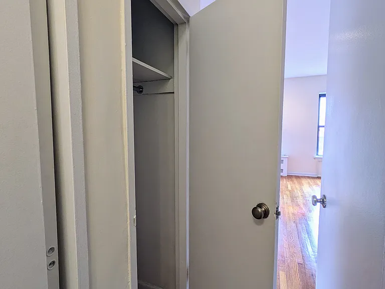 415 E 81st St #4C — Photo 6