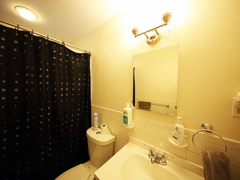 23 Heath St #1 — Photo 12