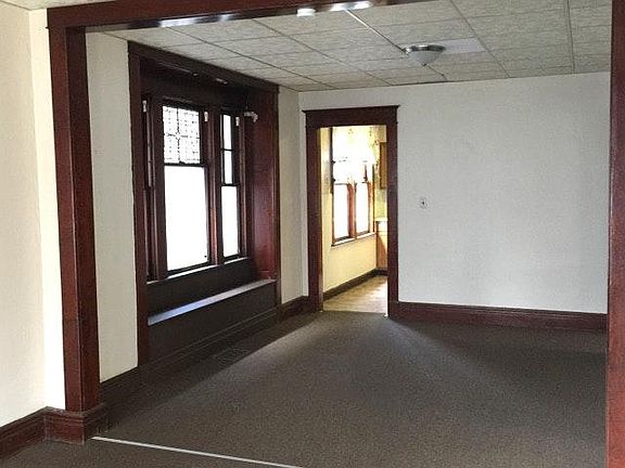 2nd image of 38 Cornwall Ave