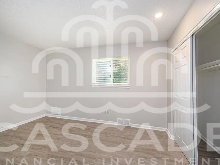 108 N Chestnut St #A — Photo 11