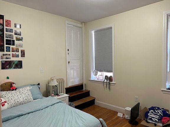 4th image of 53 Egmont St APT 4