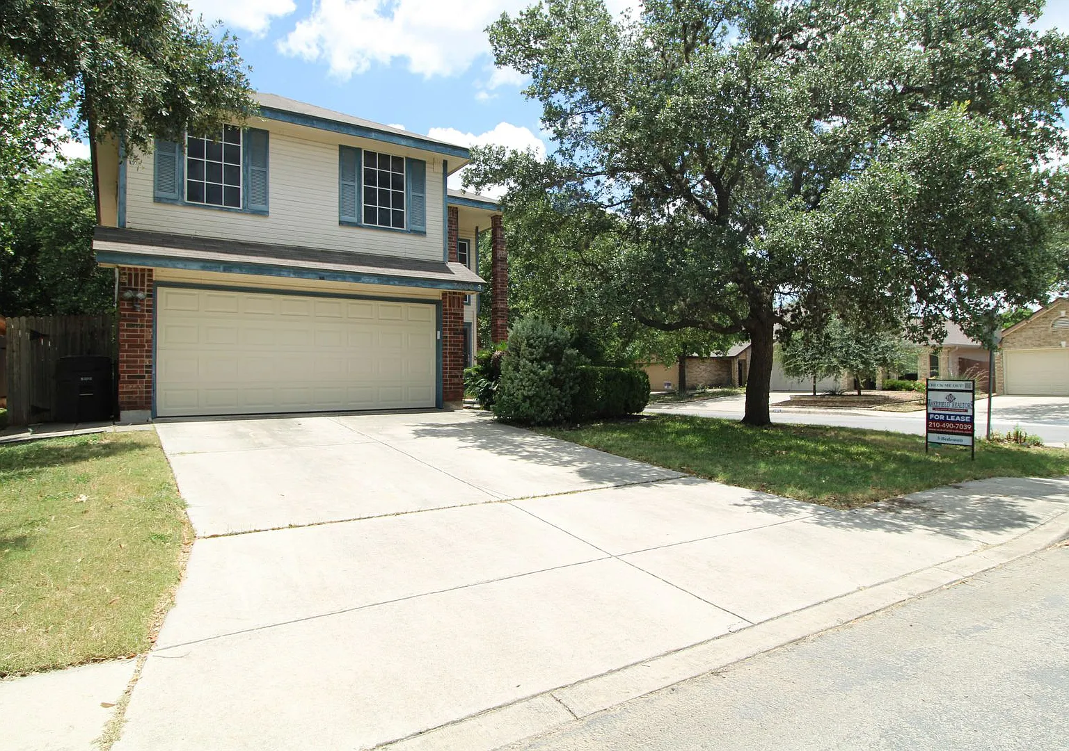 7202 Burns — Photo 1