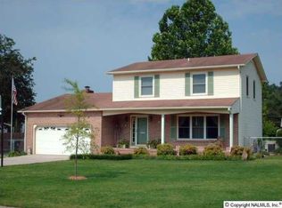 16165 W Glenn Valley Dr, Athens, AL 35611