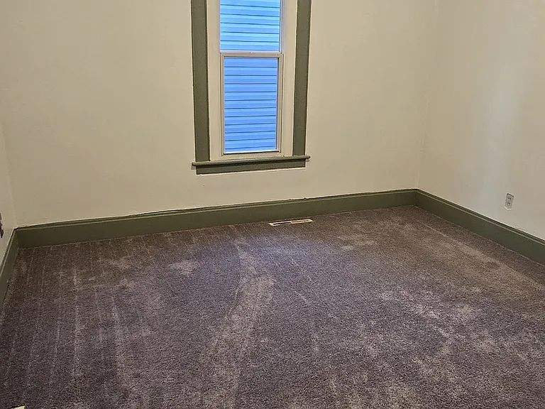 1620 N National Ave — Photo 18