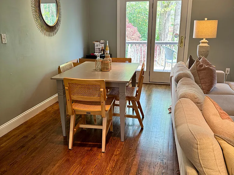 3075 W Roxboro Rd NE — Photo 5