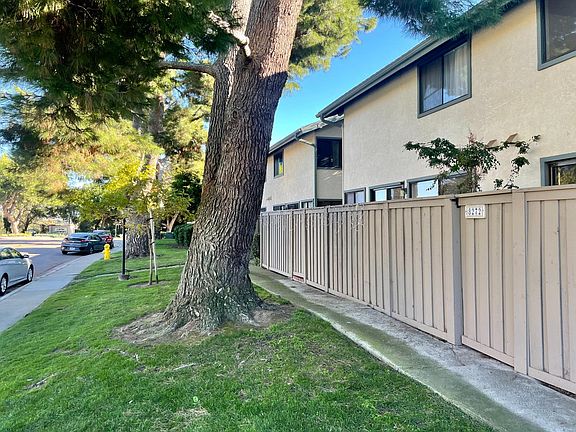 2nd image of 8272 Caminito Sonoma