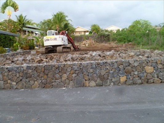 2nd image of Akai St Lot 20
