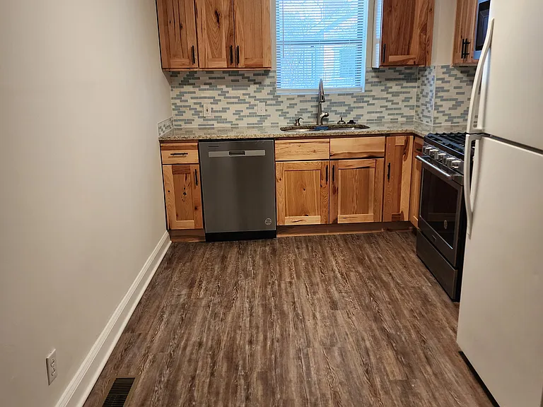 1424 Folsom Ave #A — Photo 6