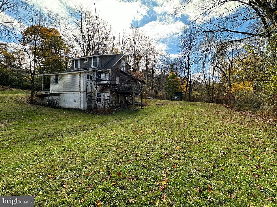 2nd image of 1209 Wiseburg Rd