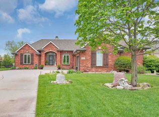 2411 W Timbercreek Ct, Wichita, KS 67204